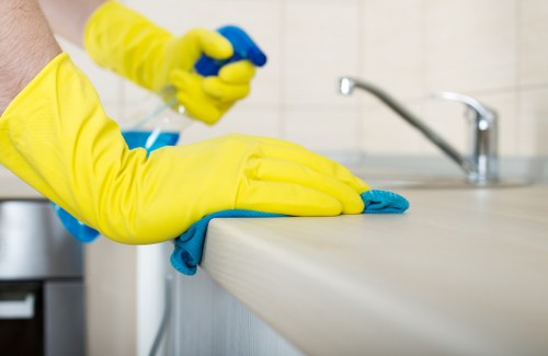 Transparent Wimbledon oven cleaning prices for different property styles