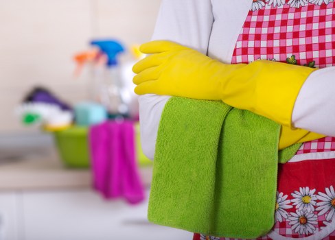 Local cleaning team providing a one-off clean in a Wimbledon flat with access challenges